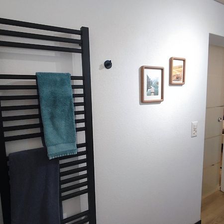 Kleine Auszeit - 2-Zimmer Ferienwohnung Spiez Extérieur photo