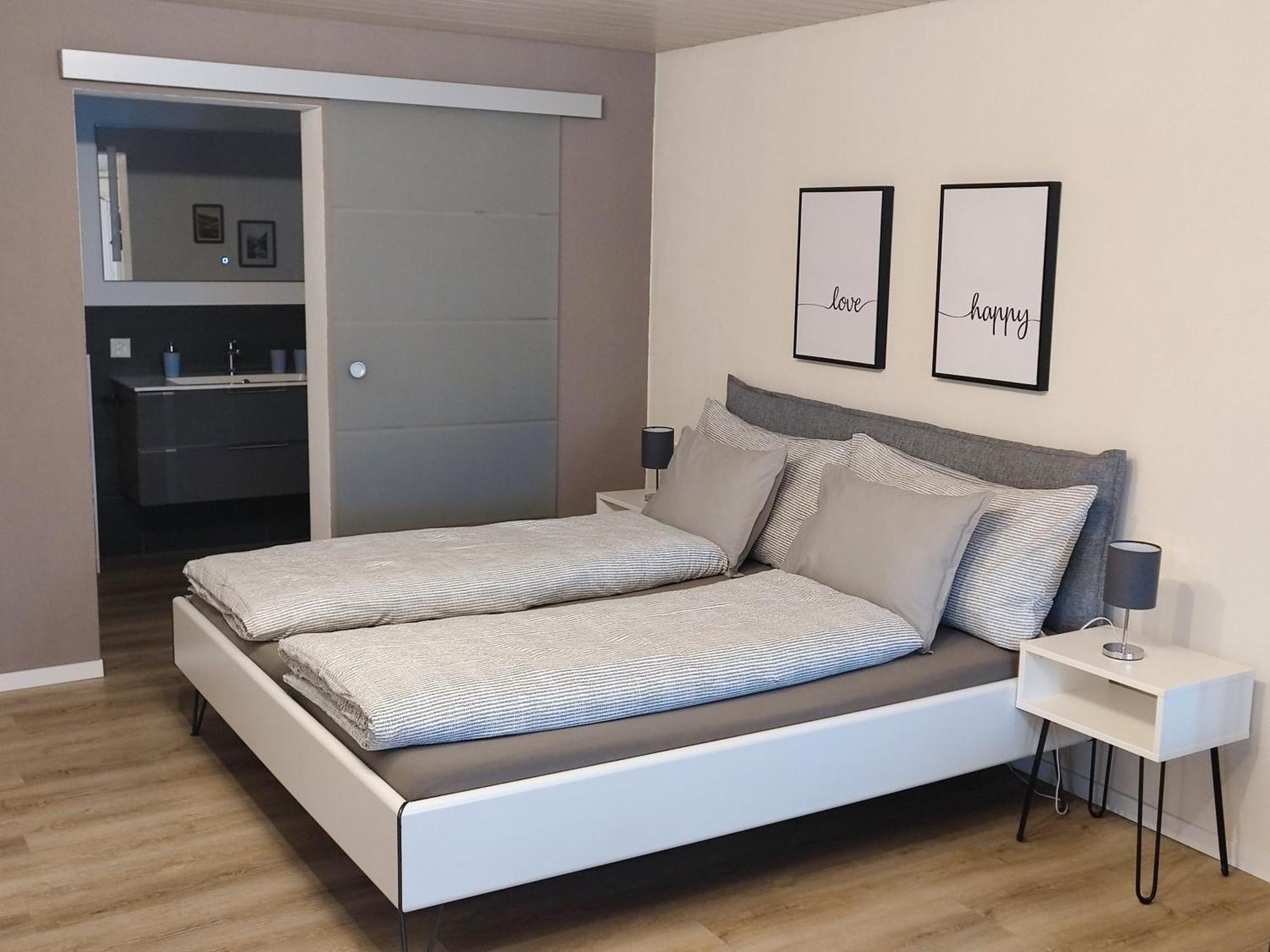 Kleine Auszeit - 2-Zimmer Ferienwohnung Spiez Extérieur photo