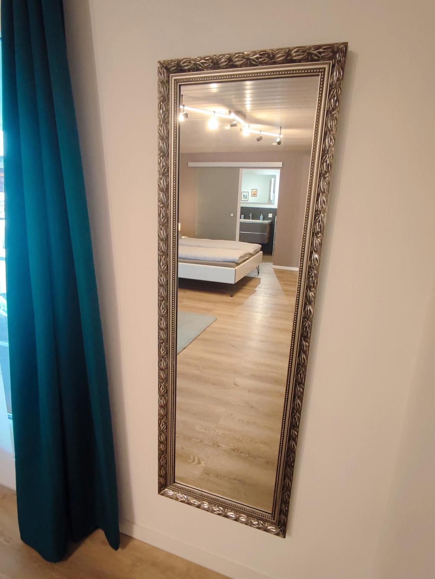 Kleine Auszeit - 2-Zimmer Ferienwohnung Spiez Extérieur photo