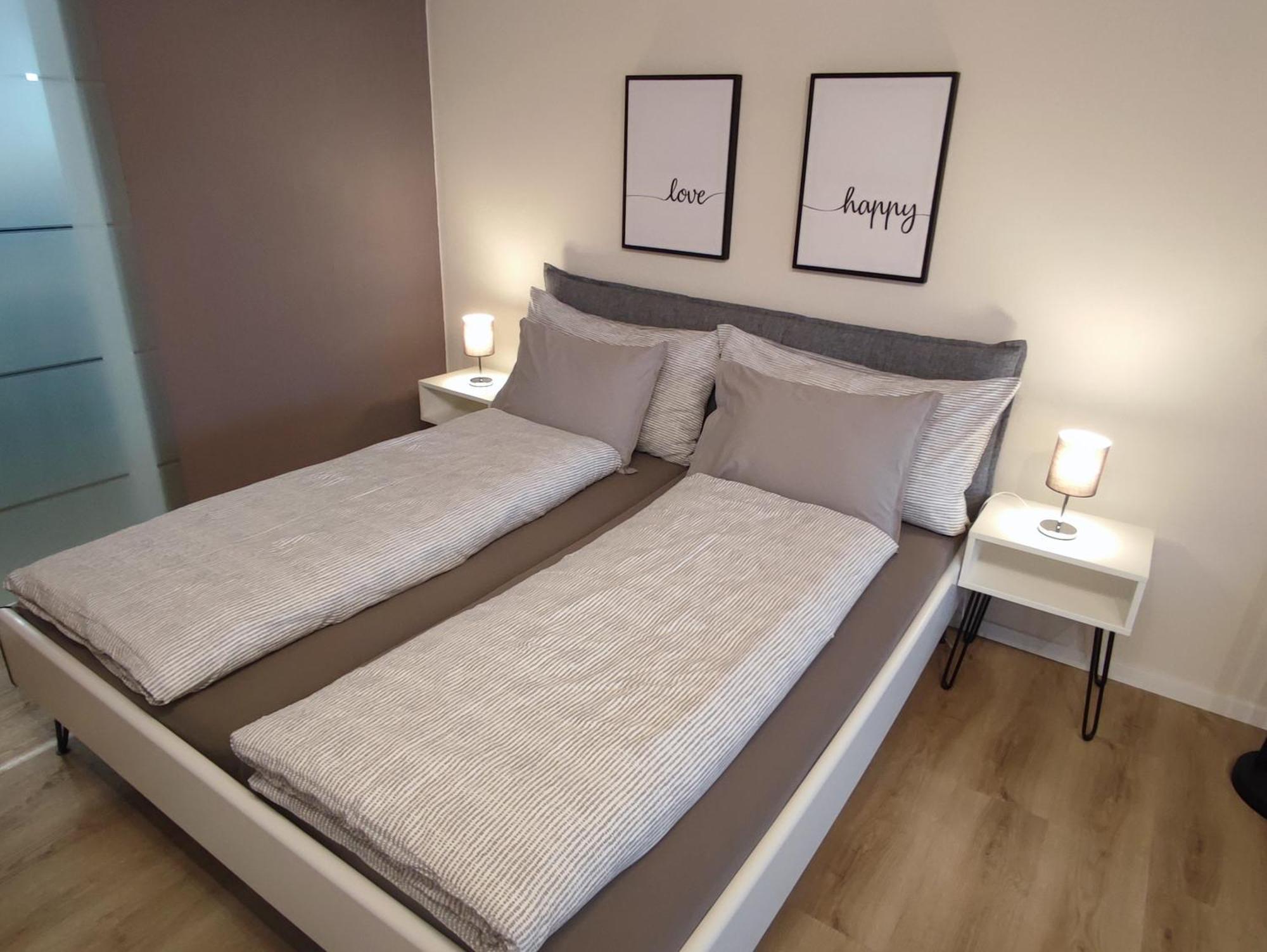 Kleine Auszeit - 2-Zimmer Ferienwohnung Spiez Extérieur photo